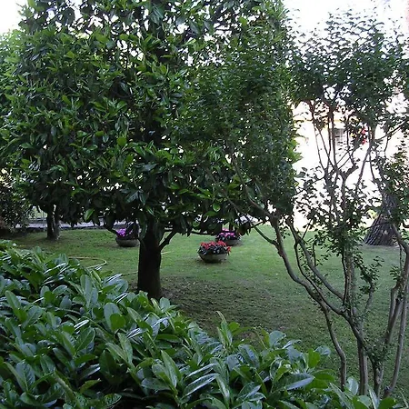 Cerrutihotel Отель Верчелли