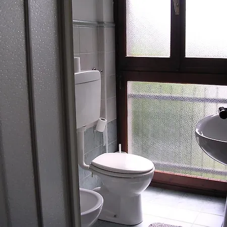 Cerrutihotel Верчелли